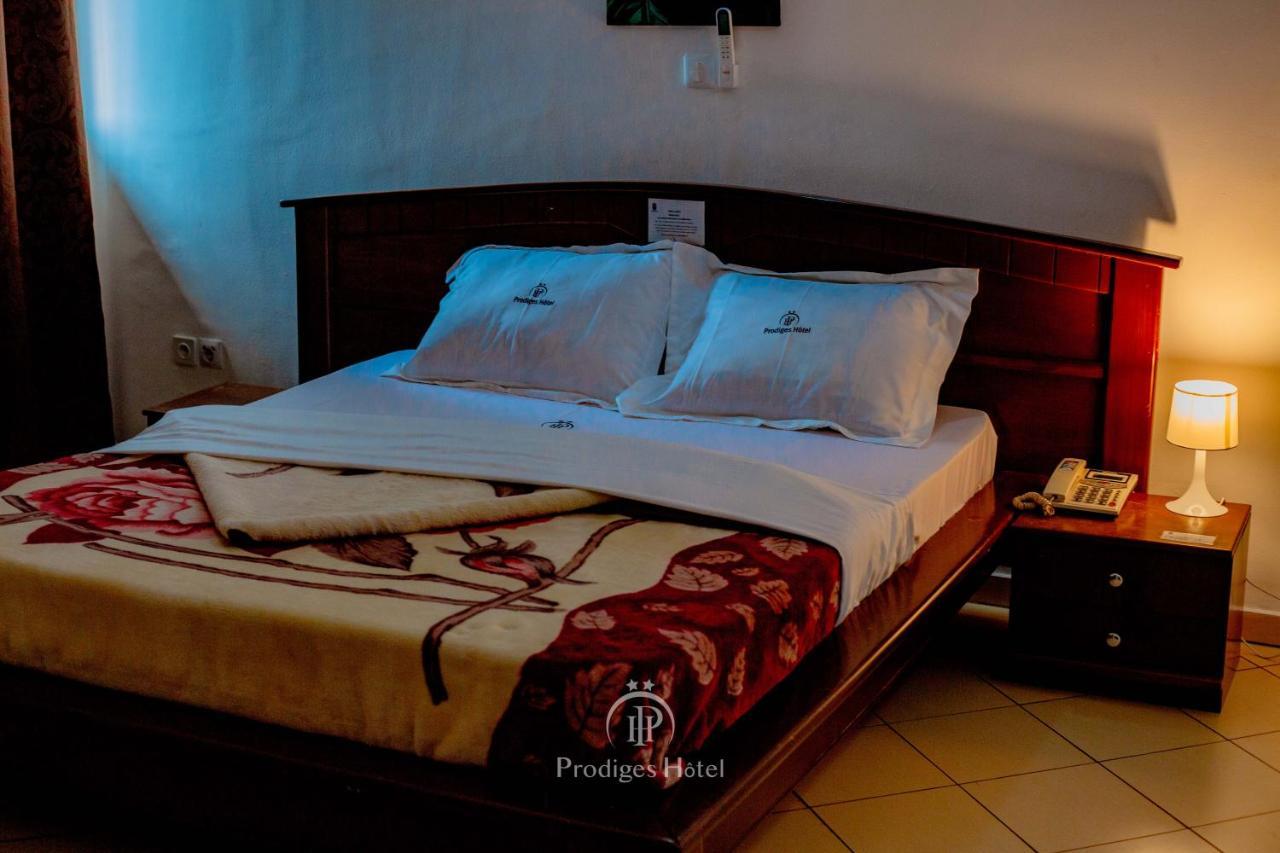Prodiges Hotel Yaoundé Exteriör bild