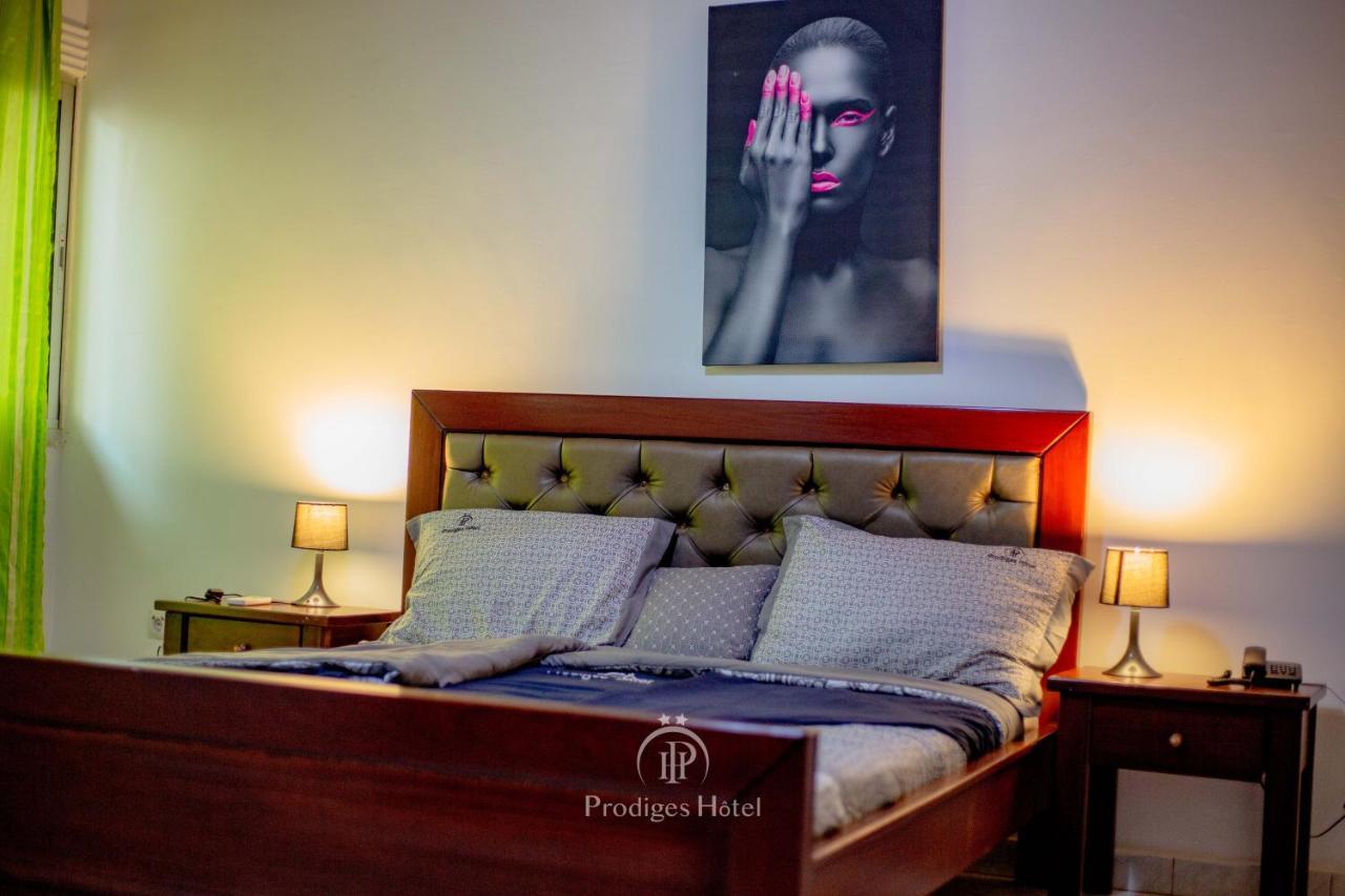Prodiges Hotel Yaoundé Exteriör bild