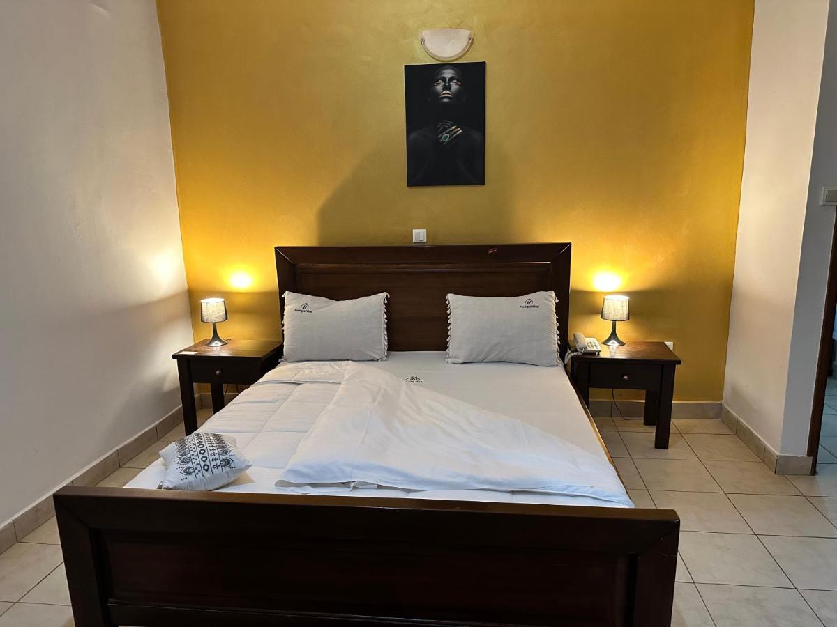 Prodiges Hotel Yaoundé Exteriör bild
