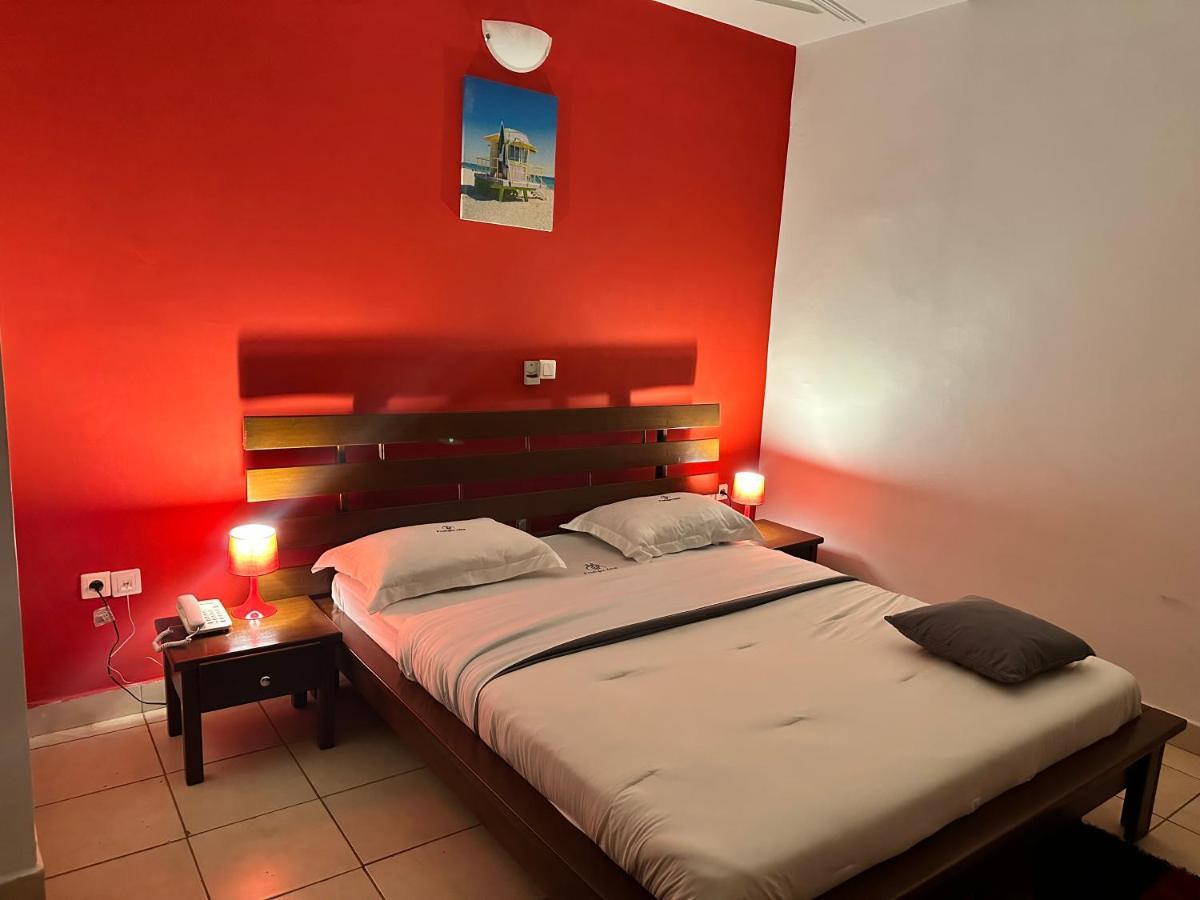 Prodiges Hotel Yaoundé Exteriör bild