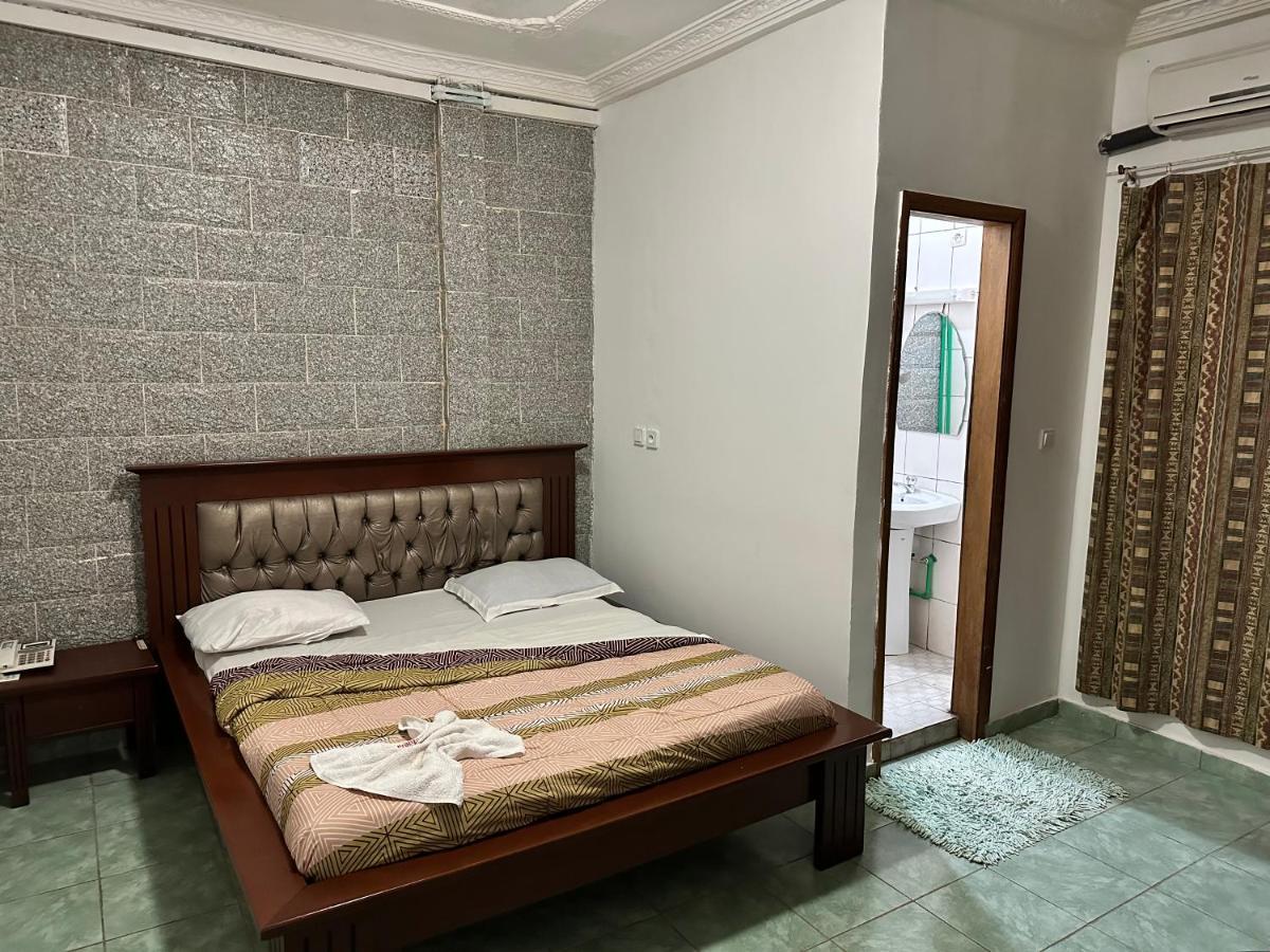 Prodiges Hotel Yaoundé Exteriör bild